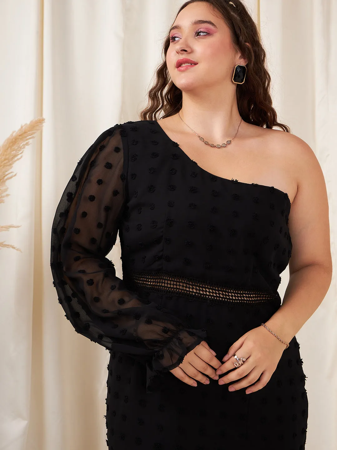 Berrylush Women Plus Size Solid Black Dobby Weave One-Shoulder Neck Semi-Sheer Jacquard Straight Hem Bodycon Mini Dress