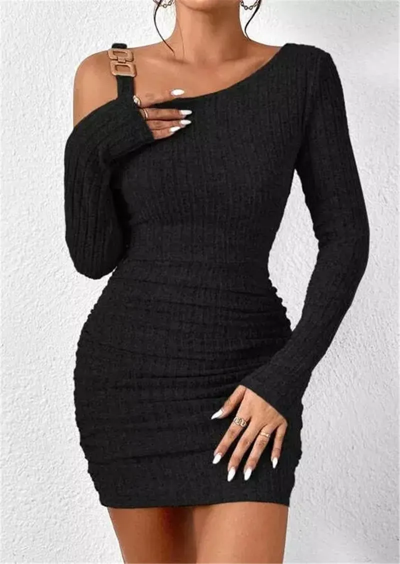 Elegant Monochrome Off-Shoulder Bodycon Dress