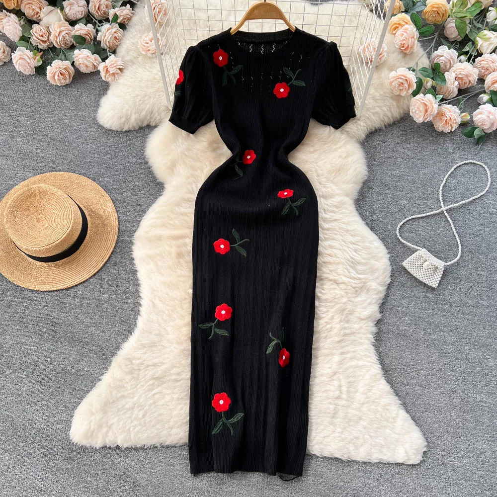 Elegant Rose Embroidered Knitted Dress