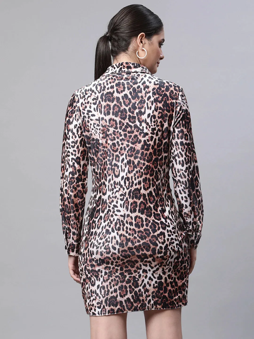 Women Leopard Printed Slim Fit Ruched Dress