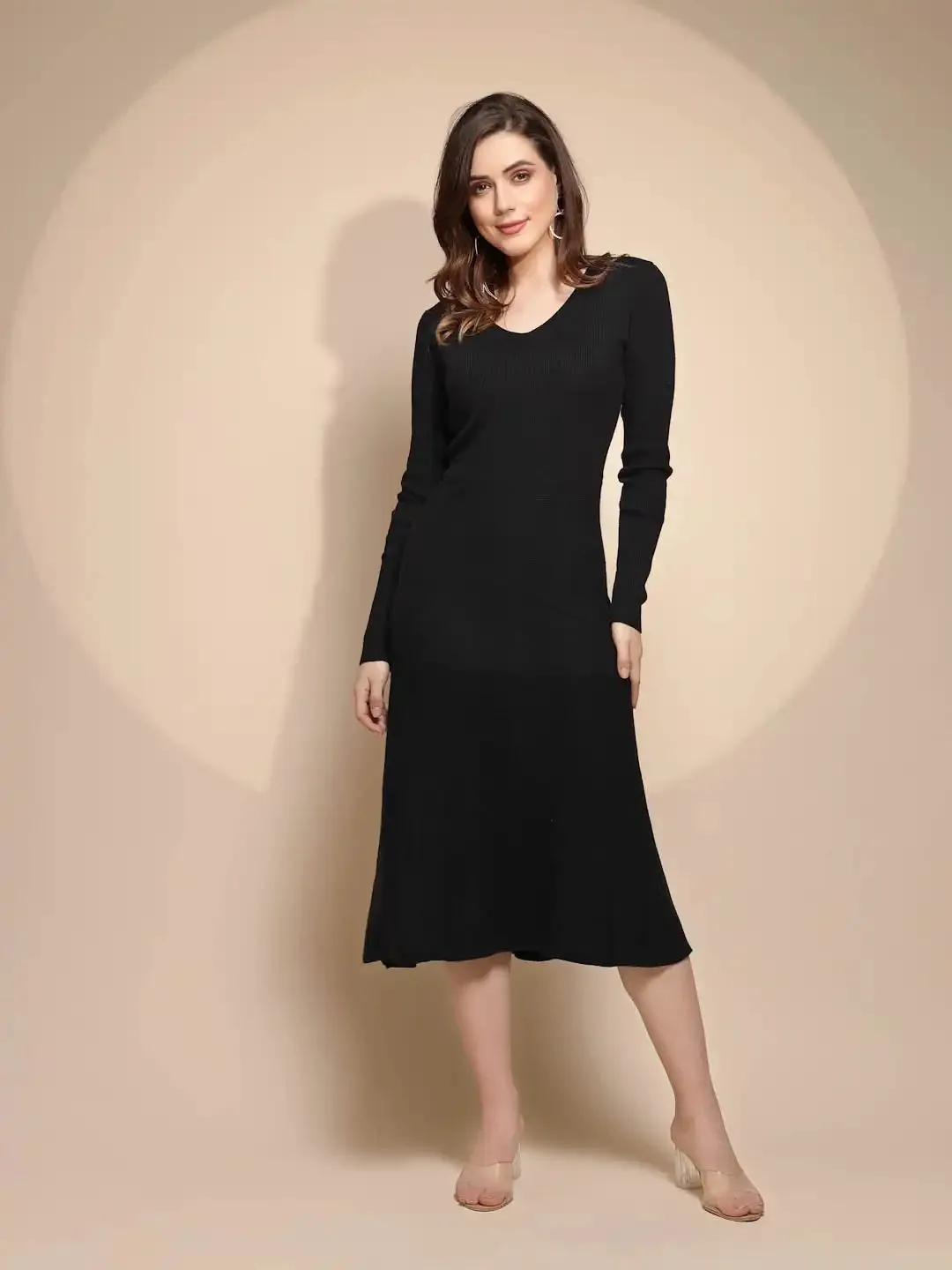 Women V-Neck Black Solid Knitted Long Dress